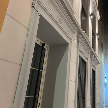 Apartament Picasso Centre 1b